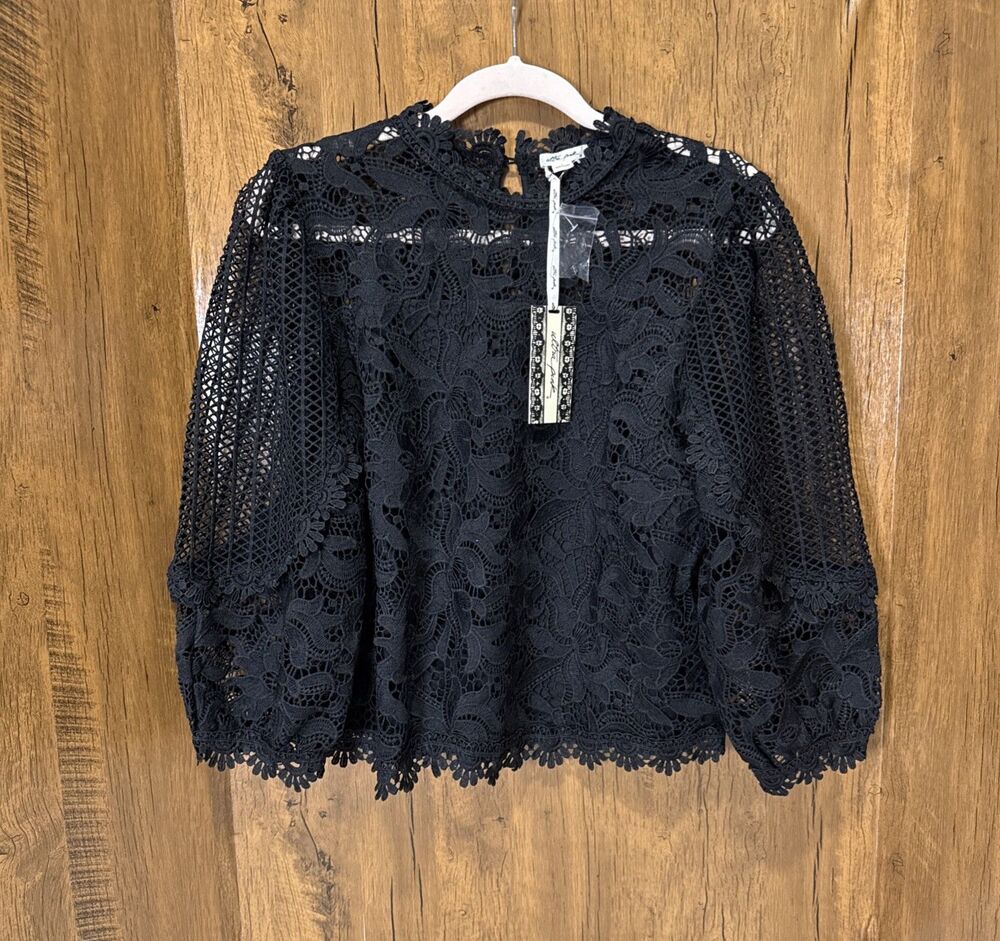 Ultra Pink Black Floral Lace Blouse Womens Long Sleeve Scalloped Hem Sheer NWT